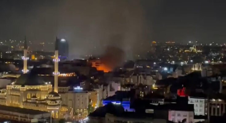 Beyoğlu’nda tadilattaki gece kulübü yandı
